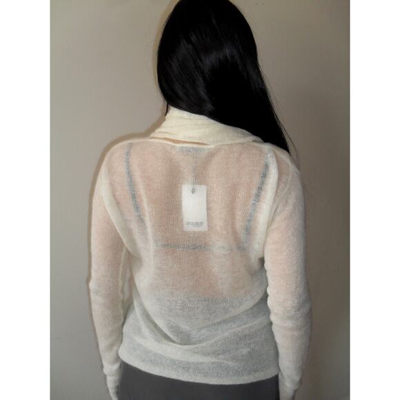 Issey Miyake White Knit Top with Scarf - Picture 2 of 4